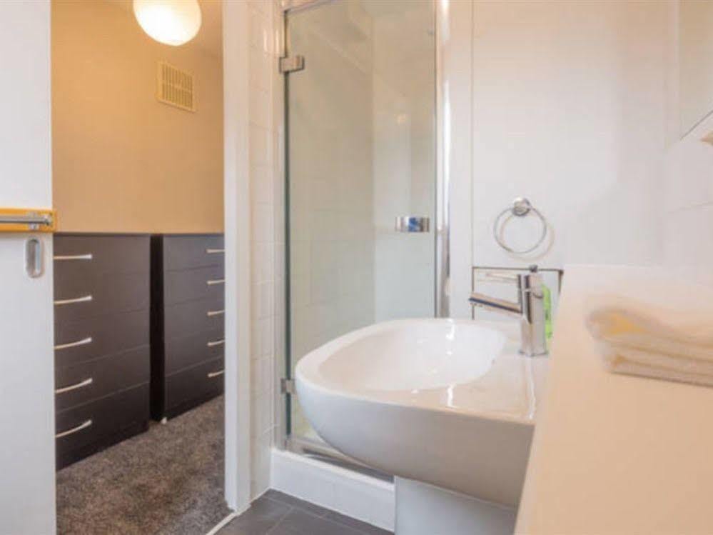 Armitage Way Holiday Apartment - Perfect To Self Isolate Cambridge  Exterior photo