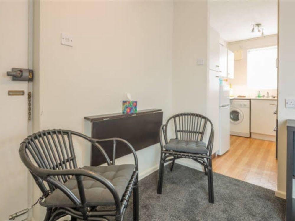 Armitage Way Holiday Apartment - Perfect To Self Isolate Cambridge  Exterior photo