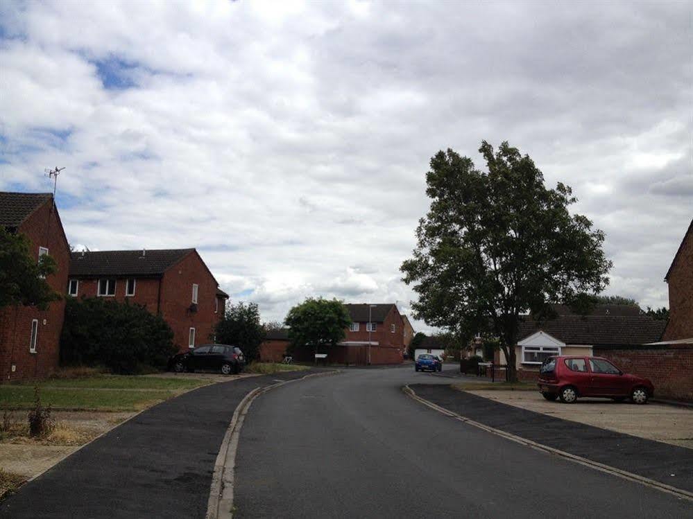 Armitage Way Holiday Apartment - Perfect To Self Isolate Cambridge  Exterior photo